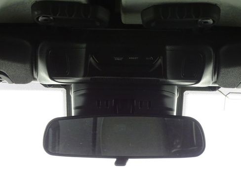 Used 2024 Jeep Wrangler Unlimited Rubicon image 25