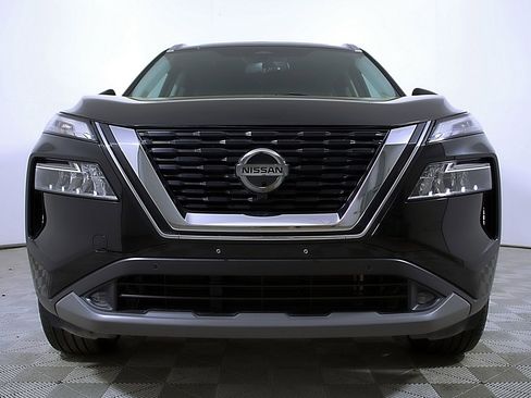 Used 2021 Nissan Rogue SL w/ Premium Package image 5