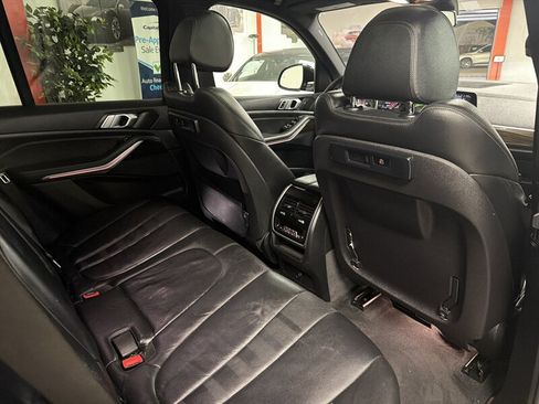 Used 2019 BMW X5 xDrive40i AWD/4WD image 45
