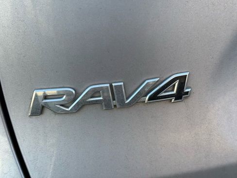 Certified 2019 Toyota RAV4 LE image 10