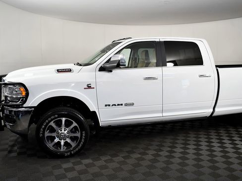 Used 2022 RAM 3500 Limited image 14