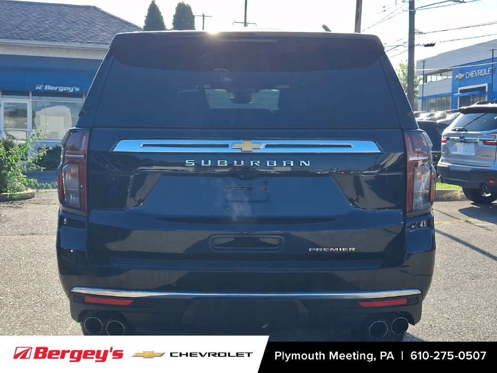 Certified 2024 Chevrolet Suburban Premier AWD/4WD image 5