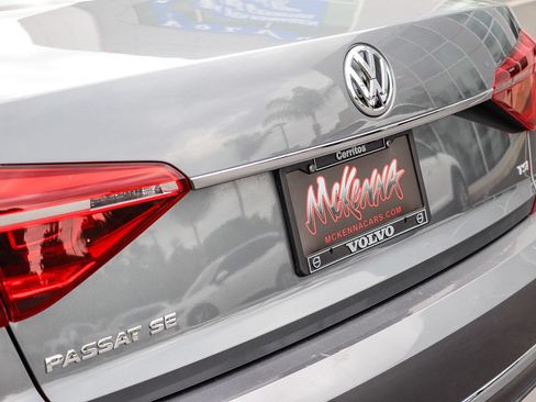 Used 2017 Volkswagen Passat 1.8T SE FWD image 10