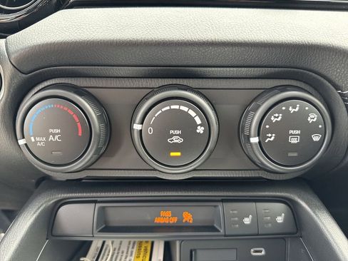 New 2026 MAZDA MX-5 Miata Club w/ Interior Package image 16