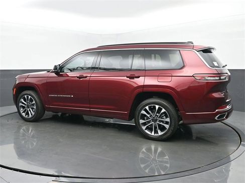 New 2025 Jeep Grand Cherokee L Overland w/ Trailer Tow Package image 3