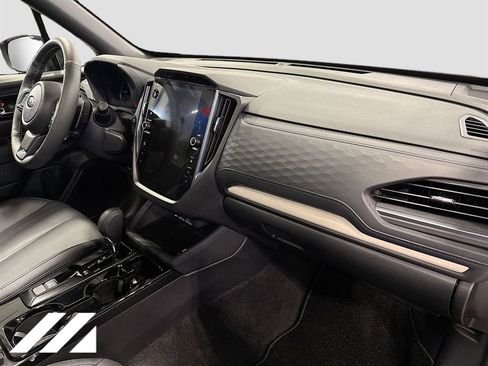 Used 2026 Subaru Forester Limited AWD/4WD image 33