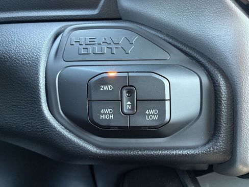 Used 2026 RAM 2500 Big Horn AWD/4WD image 31