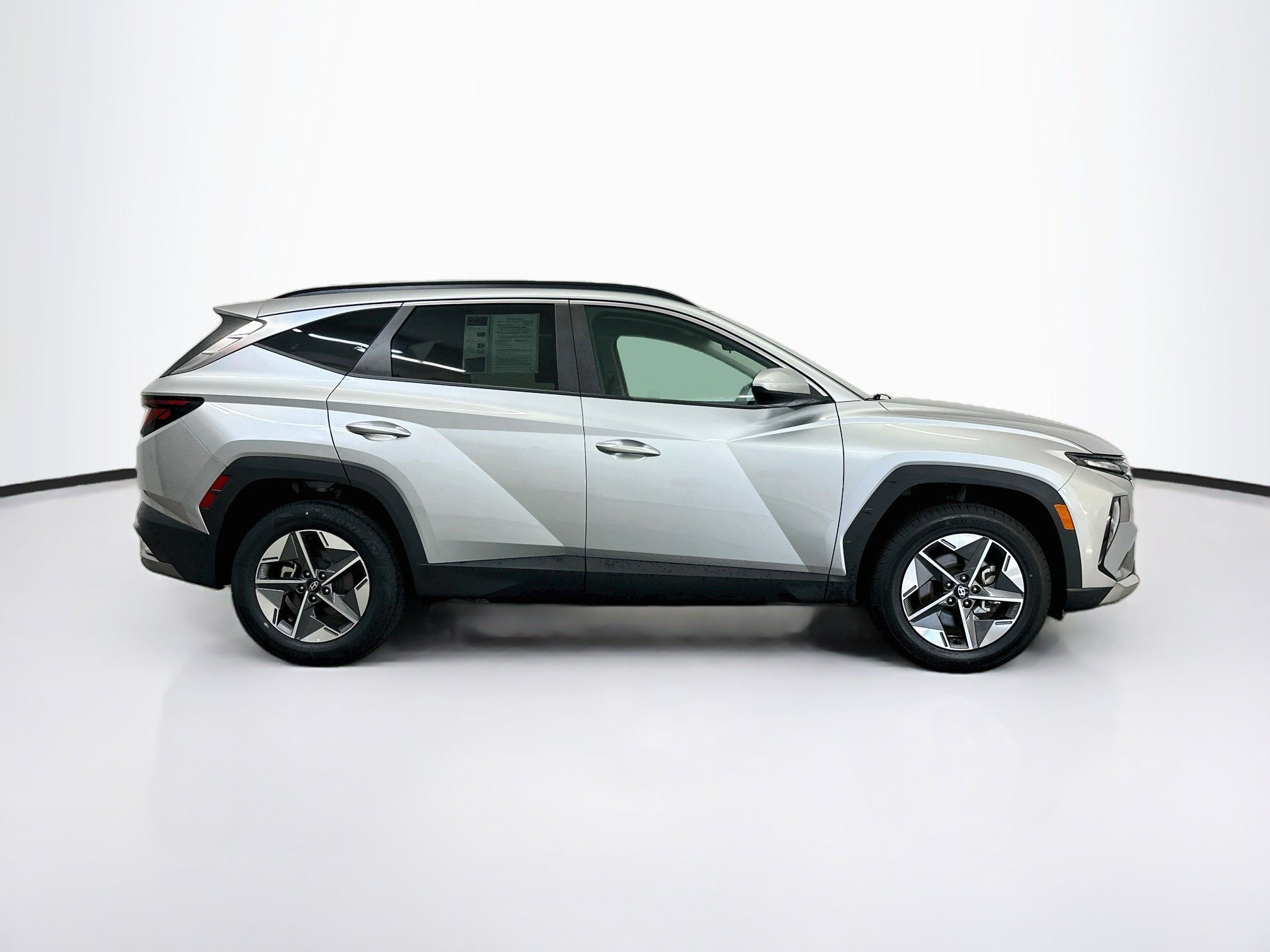 Used 2025 Hyundai Tucson SEL AWD/4WD image 10