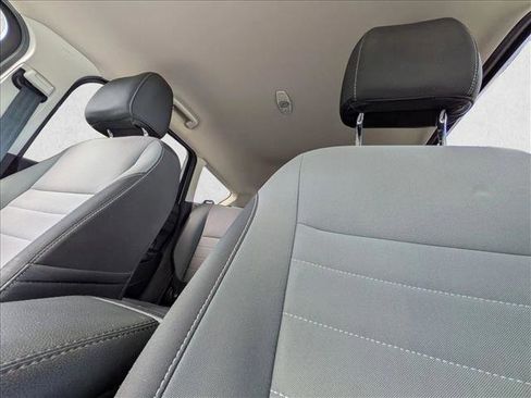 Used 2016 Ford Escape SE FWD image 16