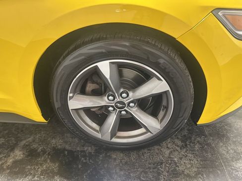 Used 2016 Ford Mustang Coupe w/ Equipment Group 051A RWD image 4