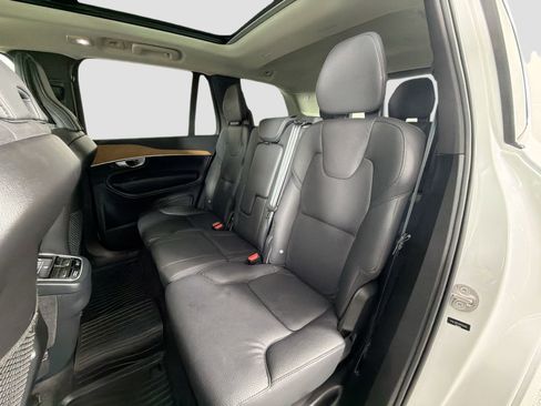 Certified 2024 Volvo XC90 B5 Plus w/ Protection Package Premier AWD/4WD image 25