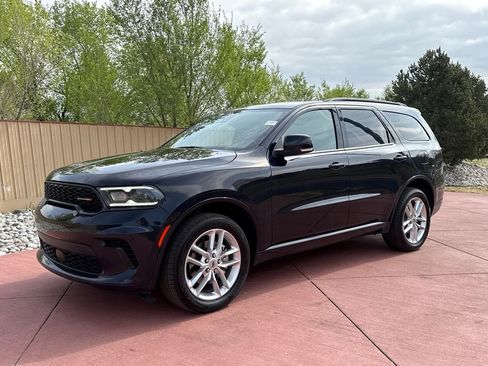 Used 2024 Dodge Durango GT AWD/4WD image 3