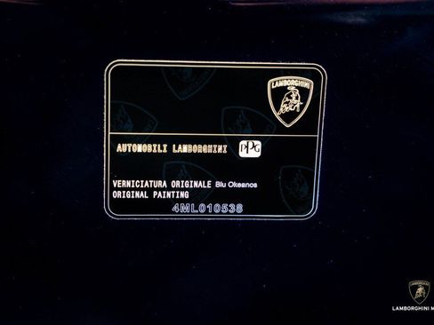 Used 2025 Lamborghini Urus SE image 5