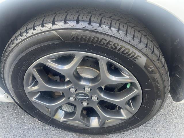 Used 2018 Chrysler 300 S AWD/4WD image 11