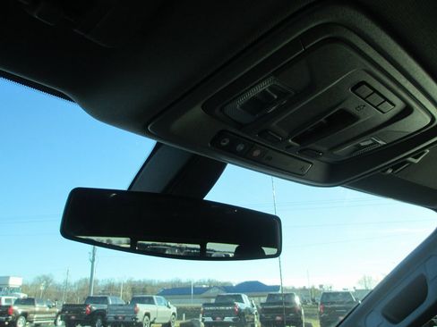 Used 2021 GMC Sierra 1500 SLE w/ X31 Off-Road Package image 27