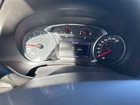 Used 2020 GMC Terrain SLT image 12