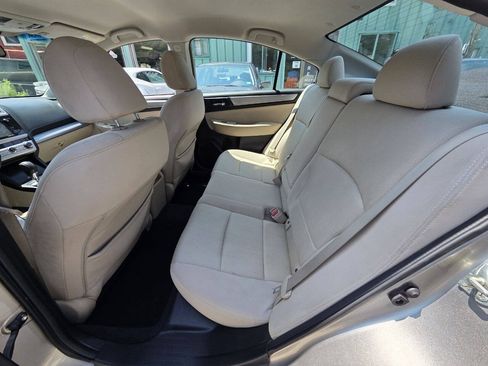 Used 2017 Subaru Legacy 2.5i Premium AWD/4WD image 19