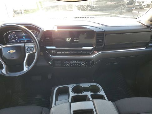 Used 2025 Chevrolet Silverado 1500 LT RWD image 14