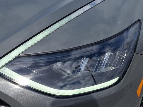 Used 2021 Hyundai Sonata SEL image 9