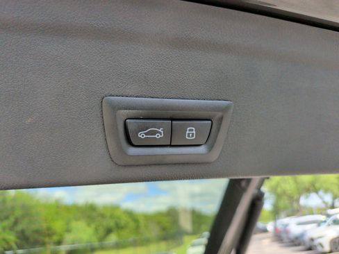 Used 2026 BMW X6 M60i AWD/4WD image 41