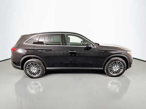 Used 2026 Mercedes-Benz GLC 300 4MATIC image 8