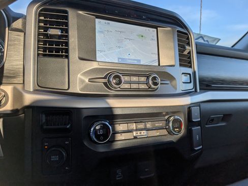 Used 2021 Ford F150 XLT w/ Equipment Group 301A Mid image 19