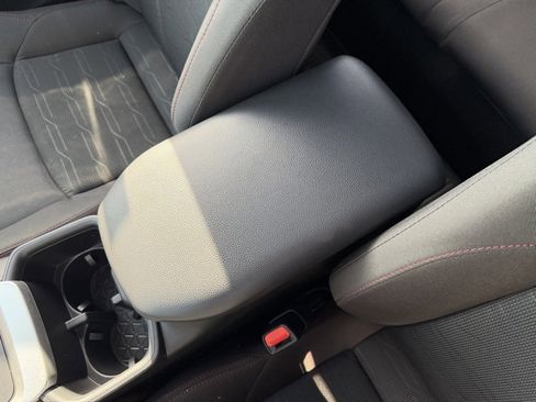 Used 2024 Toyota RAV4 SE image 24