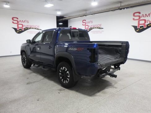Used 2022 Nissan Frontier PRO-4X AWD/4WD image 2