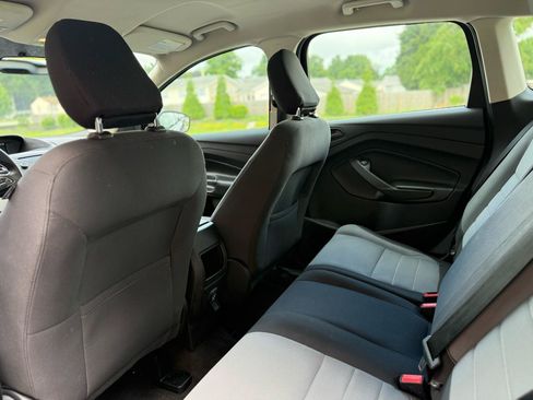 Used 2018 Ford Escape S FWD image 25