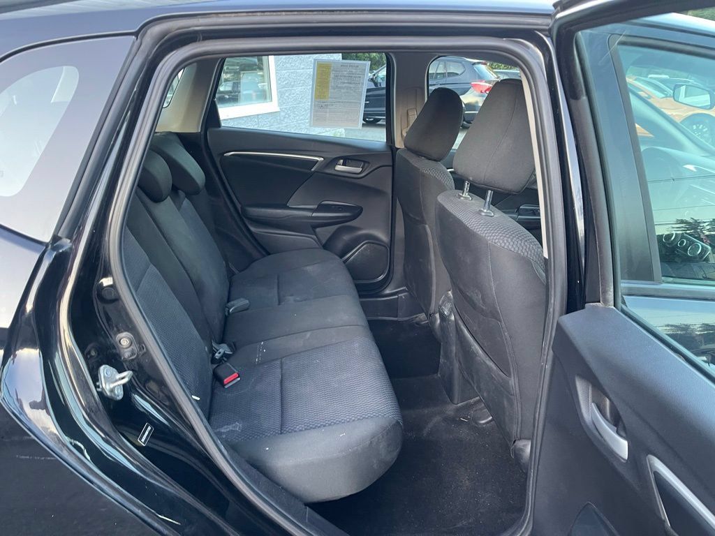 Used 2019 Honda Fit LX image 12