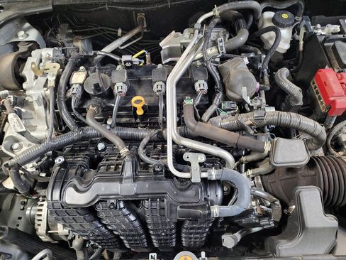 Used 2024 Nissan Altima 2.5 SV image 30