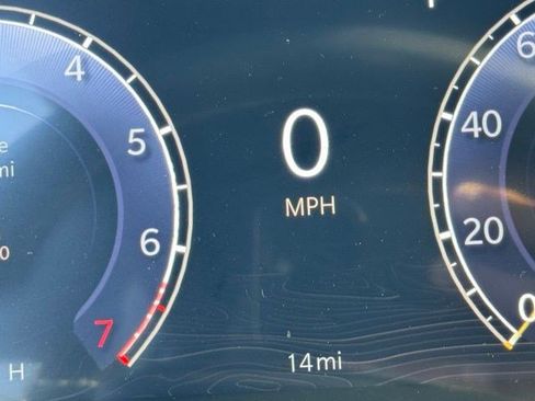 New 2025 Jeep Grand Cherokee Limited w/ Trailer Tow Package image 14