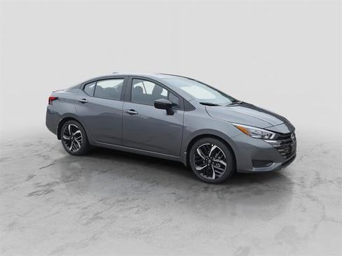 New 2025 Nissan Versa SR image 5