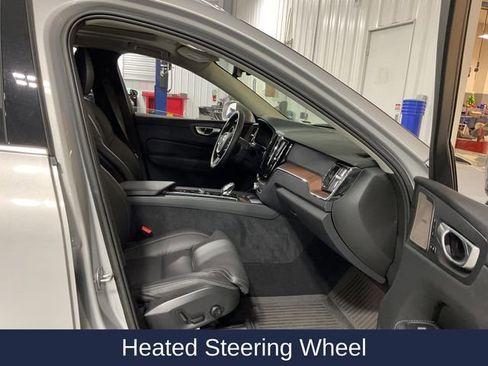 Used 2023 Volvo XC60 B5 Ultimate w/ Climate Package image 12