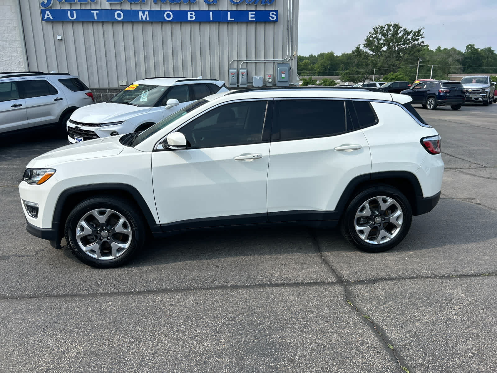 Used 2019 Jeep Compass Limited FWD image 6