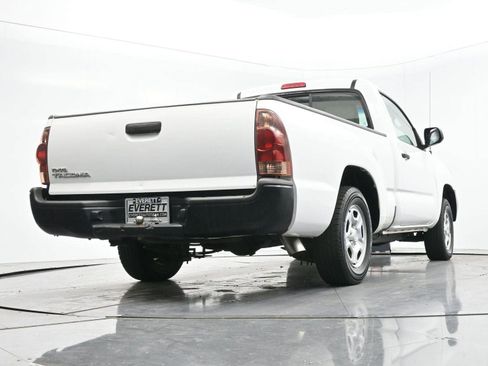 Used 2012 Toyota Tacoma 2WD Regular Cab image 33