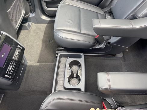 New 2026 Lincoln Aviator Reserve AWD/4WD image 21