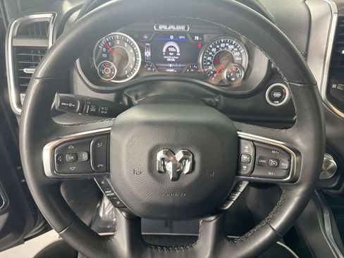Used 2025 RAM 1500 Laramie AWD/4WD image 12