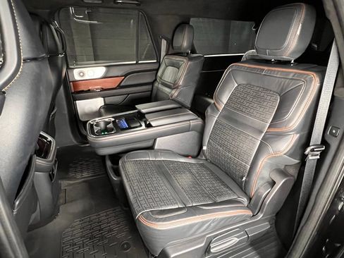 Used 2023 Lincoln Navigator L Black Label image 24