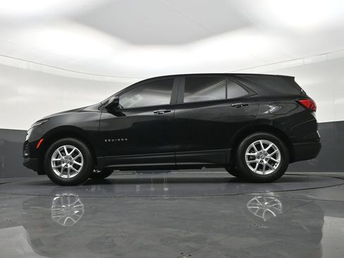 Used 2024 Chevrolet Equinox LS FWD image 25