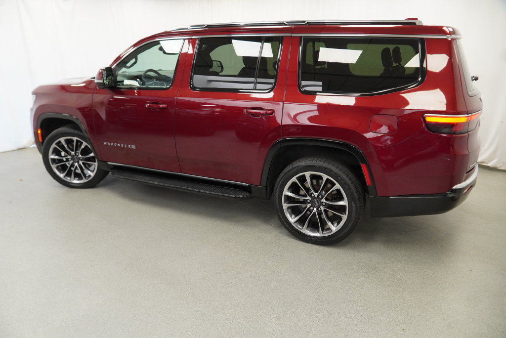 Used 2022 Jeep Wagoneer Series II w/ Premium Group I AWD/4WD image 6