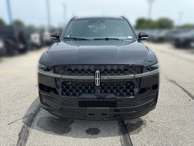 New 2027 Lincoln Navigator Reserve w/ Jet Appearance Package AWD/4WD image 11