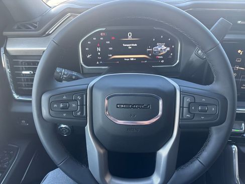 New 2026 GMC Sierra 2500 Denali w/ Denali Reserve Package image 18