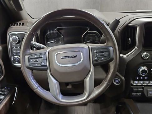 Used 2023 GMC Sierra 2500 Denali w/ Technology Package AWD/4WD image 3