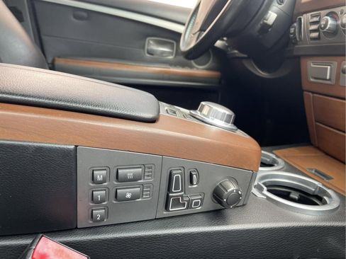 Used 2007 BMW 750i image 37
