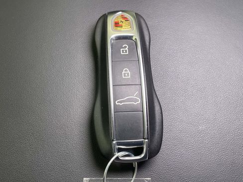 Used 2024 Porsche Panamera 4 image 42