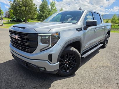 Used 2024 GMC Sierra 1500 Elevation