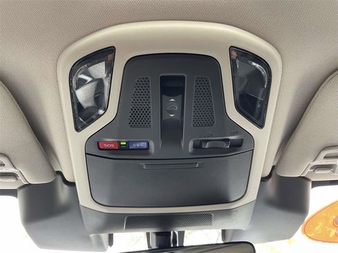 Used 2023 Subaru Outback Limited XT image 32