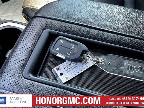 Used 2020 GMC Sierra 1500 Denali w/ Denali Ultimate Package AWD/4WD image 32