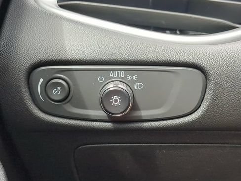 Used 2025 Chevrolet Malibu LT FWD image 28